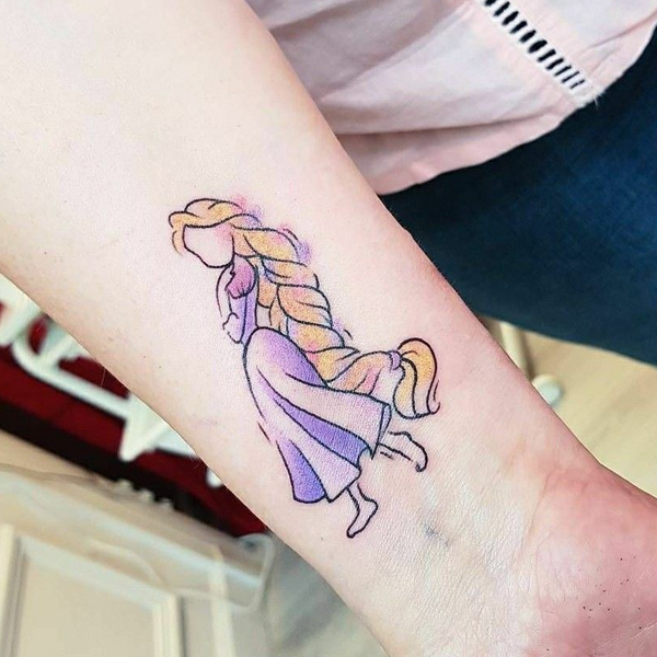 Hình xăm độc đáo từ nàng công chúa Rapunzel