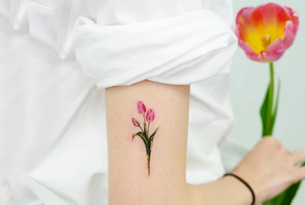 25 mẫu Hình xăm hoa tulip đẹp và ý nghĩa đằng sau chúng - Owl Ink Studio - Xăm  Hình Nghệ Thuật
